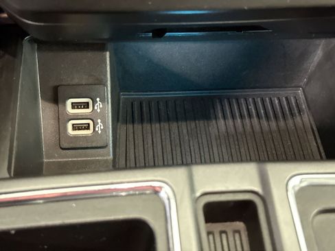 Used 2019 Ford F150 XLT w/ Equipment Group 302A Luxury image 30