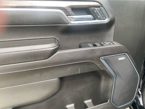 Used 2023 Chevrolet Silverado 1500 LTZ AWD/4WD image 36