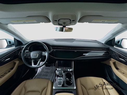 Used 2023 Audi Q8 Premium Plus w/ Premium Plus Package image 28