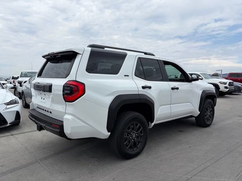 Used 2026 Toyota 4Runner SR5 AWD/4WD image 2