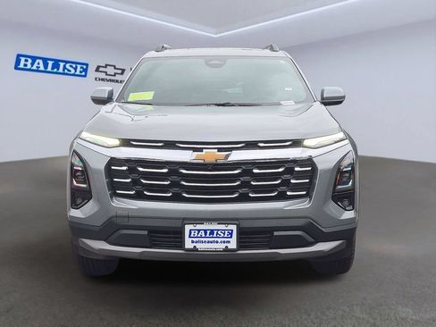 New 2026 Chevrolet Equinox LT w/ Convenience Package II AWD/4WD image 8