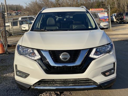 Used 2018 Nissan Rogue SL image 1