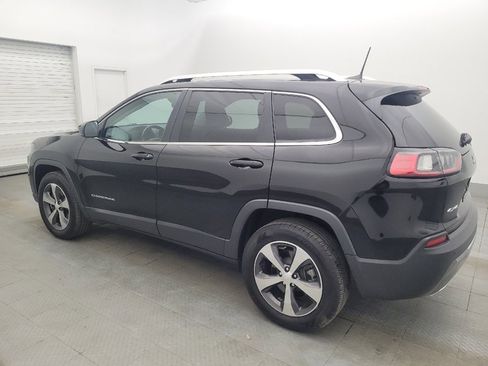 Used 2019 Jeep Cherokee Limited image 3