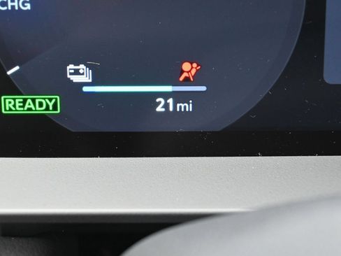 Certified 2026 Toyota RAV4 SE AWD/4WD image 18