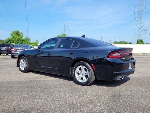 Used 2023 Dodge Charger SXT RWD image 8