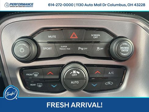 Used 2023 Dodge Challenger R/T w/ Plus Package image 21