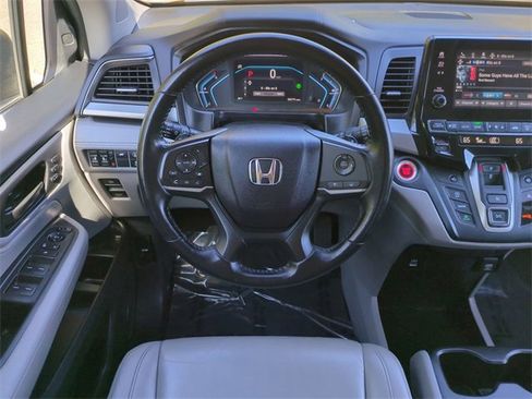 Used 2024 Honda Odyssey EX-L image 16