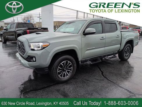 Used 2023 Toyota Tacoma TRD Sport image 1