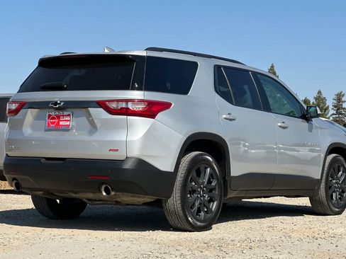 Used 2020 Chevrolet Traverse RS FWD image 3