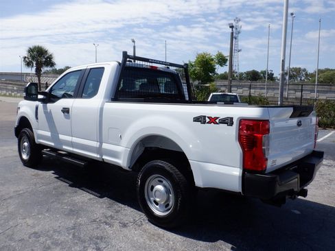 Used 2022 Ford F250 XL w/ Power Equipment Group AWD/4WD image 5
