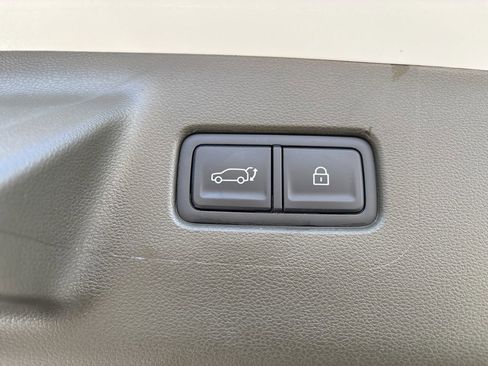 Certified 2025 Hyundai Santa Fe Calligraphy image 9