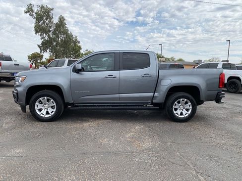 Used 2022 Chevrolet Colorado LT w/ Luxury Package RWD image 3