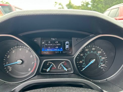 Used 2013 Ford Focus Titanium w/ Titanium Handling Pkg FWD image 25