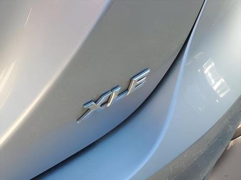 Used 2019 Toyota Camry XLE FWD image 31