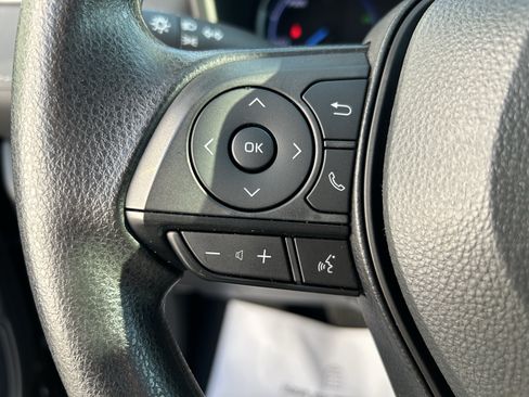 Certified 2025 Toyota RAV4 XLE AWD/4WD image 22