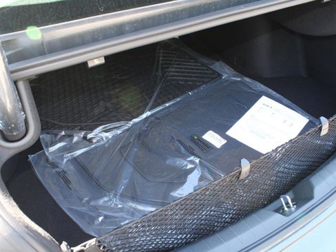 New 2025 Kia K5 LXS image 8