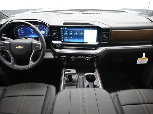 New 2026 Chevrolet Silverado 1500 High Country AWD/4WD image 25