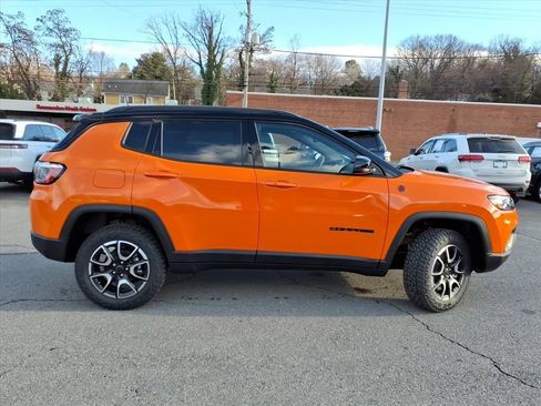 New 2026 Jeep Compass Trailhawk w/ Sun, Sound & Navigation Group image 3