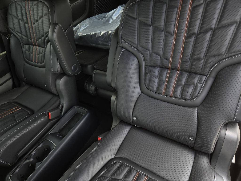 New 2026 Nissan Armada PRO-4X w/ Captain's Chari Seat Package AWD/4WD image 15