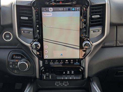 New 2026 RAM 1500 4x4 Crew Cab image 9