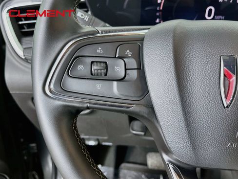Used 2025 Buick Encore GX Preferred FWD image 15