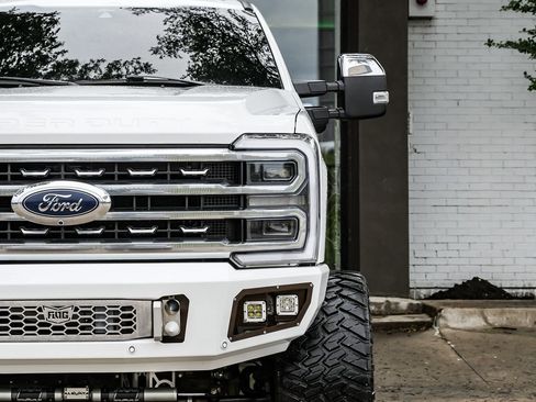 Used 2024 Ford F350 Platinum image 48