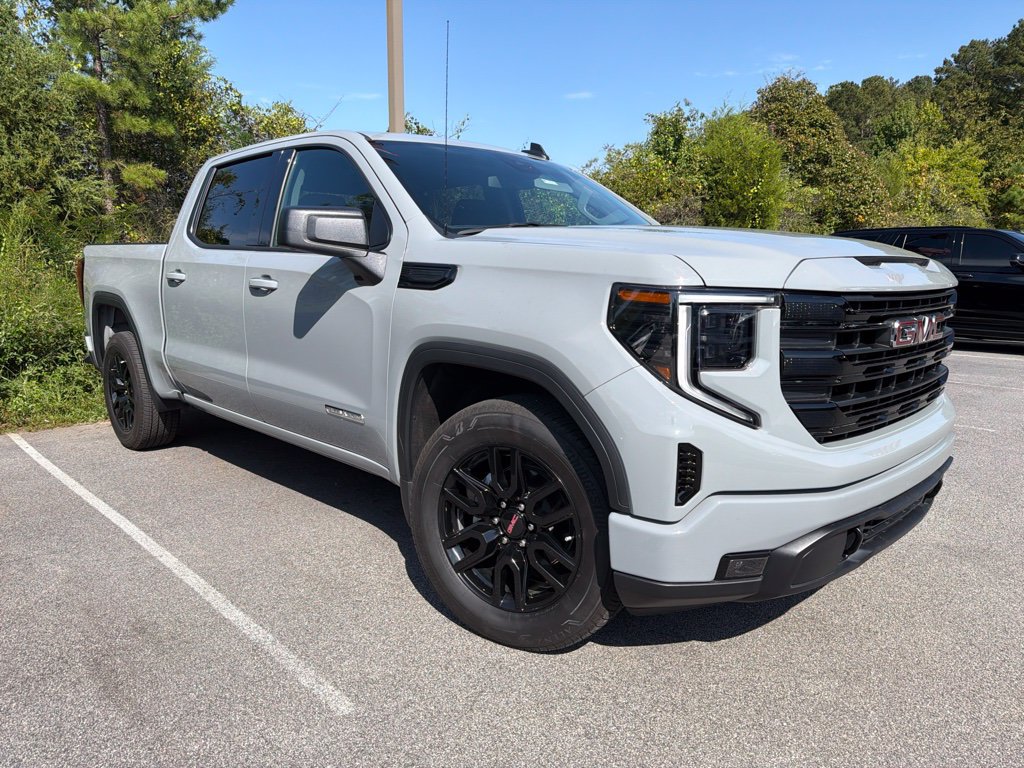 Used 2024 GMC Sierra 1500 Elevation RWD image 5