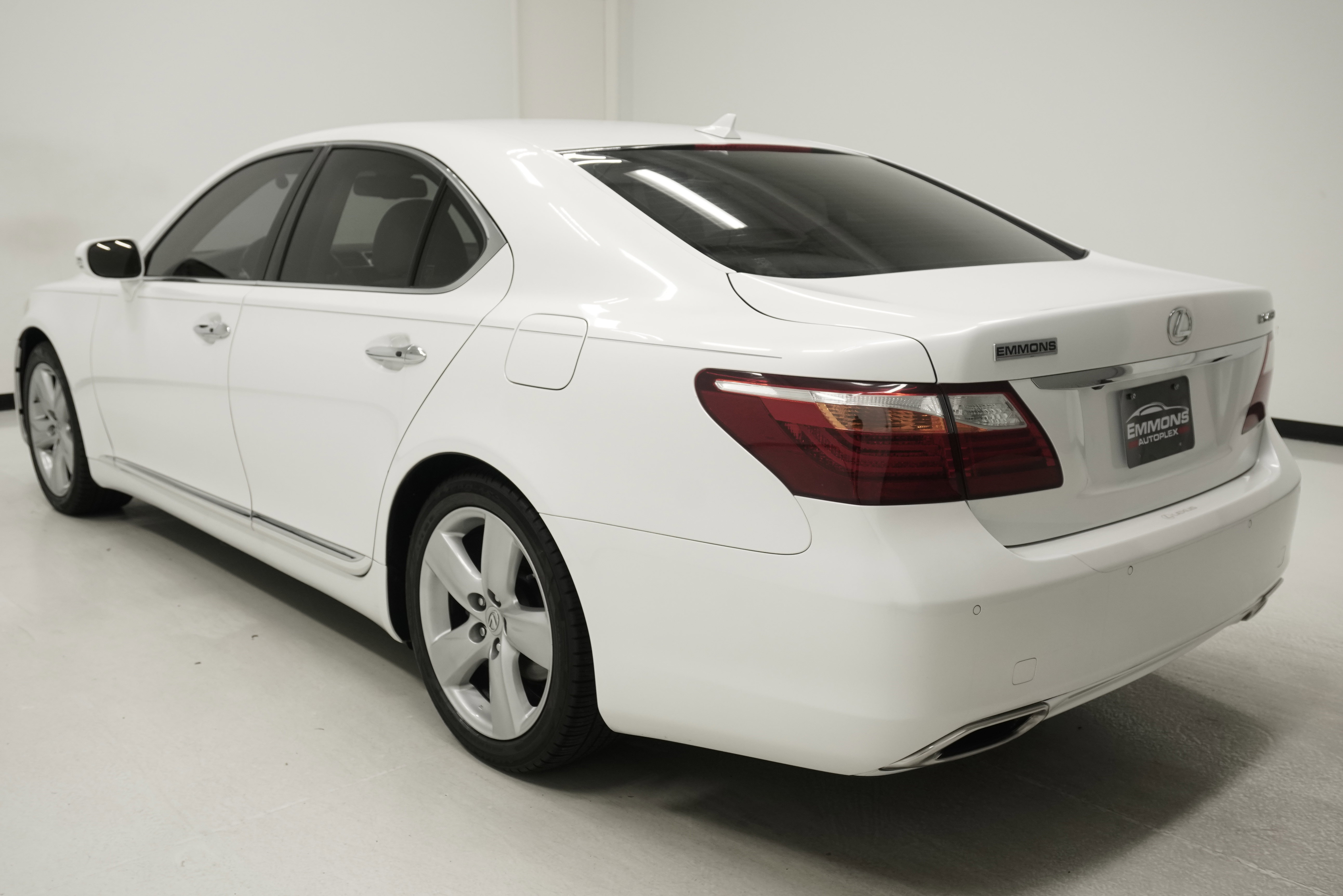 Used 2012 Lexus LS 460 w/ Luxury Value Edition RWD image 6