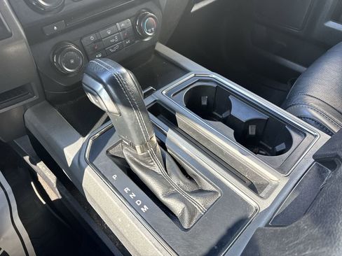 Used 2017 Ford F150 Raptor w/ Equipment Group 801A Mid image 23