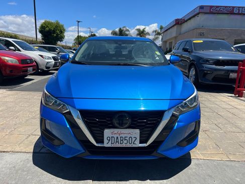 Used 2022 Nissan Sentra SV w/ All-Weather Package FWD image 2
