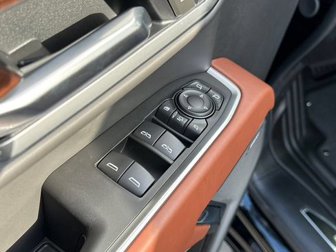 New 2026 GMC Sierra 2500 Denali Ultimate AWD/4WD image 17
