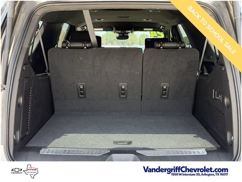 Certified 2024 Chevrolet Suburban High Country w/ Advanced Technology Package AWD/4WD image 29