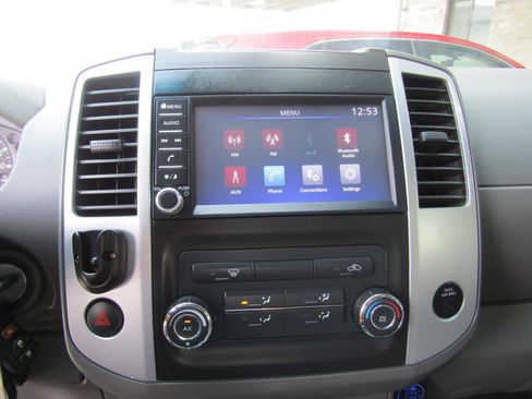 Used 2019 Nissan Frontier SV AWD/4WD image 16