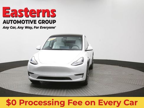 Used 2022 Tesla Model Y Long Range AWD/4WD image 49