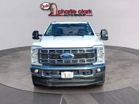Used 2024 Ford F250 XLT AWD/4WD image 8