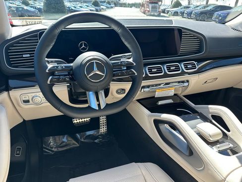 New 2026 Mercedes-Benz GLS 450 4MATIC image 27