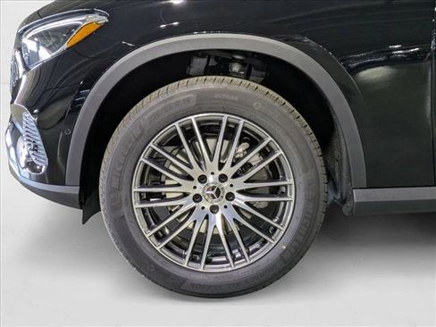 New 2026 Mercedes-Benz GLC 300 image 10