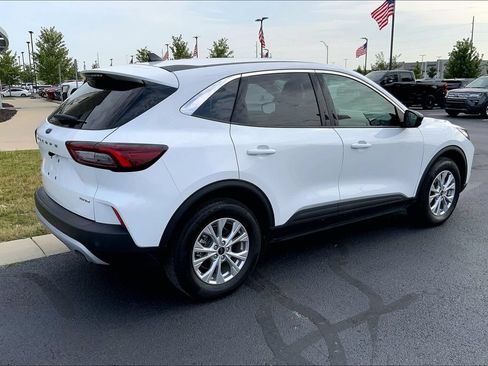 Used 2024 Ford Escape Active w/ Tech Pack #1 AWD/4WD image 6