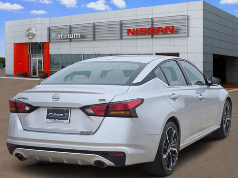 Certified 2023 Nissan Altima 2.5 SR image 5