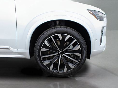 New 2026 Volvo XC90 B6 Ultra image 9