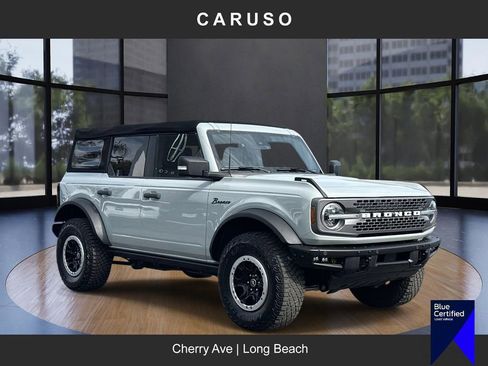 Used 2022 Ford Bronco Badlands image 1