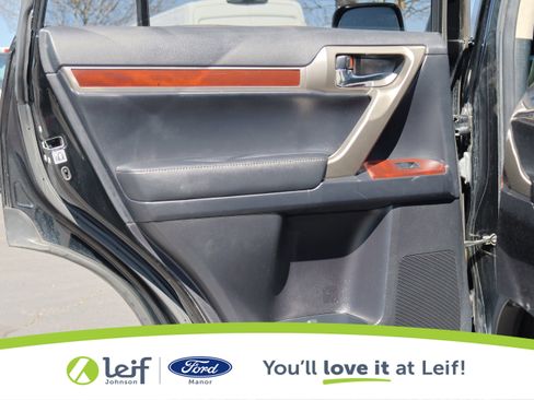 Used 2013 Lexus GX 460 w/ Comfort Plus Pkg image 33