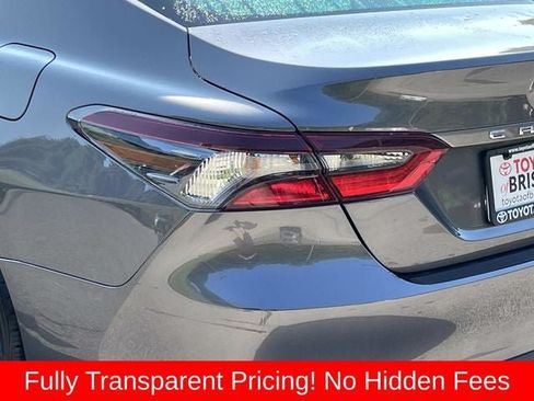 Used 2023 Toyota Camry LE w/ Convenience Package FWD image 5