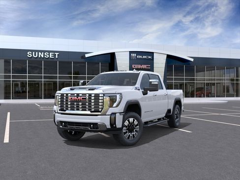 New 2026 GMC Sierra 2500 Denali w/ Denali Reserve Package AWD/4WD image 8