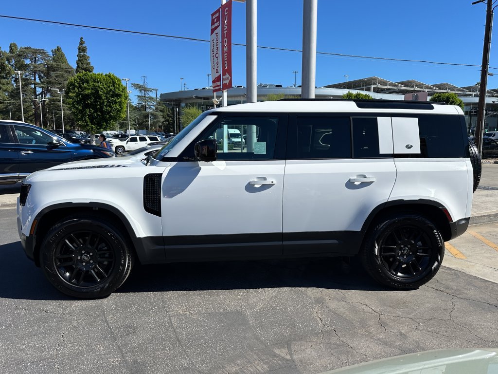 Used 2024 Land Rover Defender 110 S AWD/4WD image 3