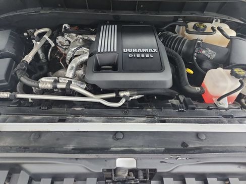 Used 2024 Chevrolet Silverado 1500 RST AWD/4WD image 36