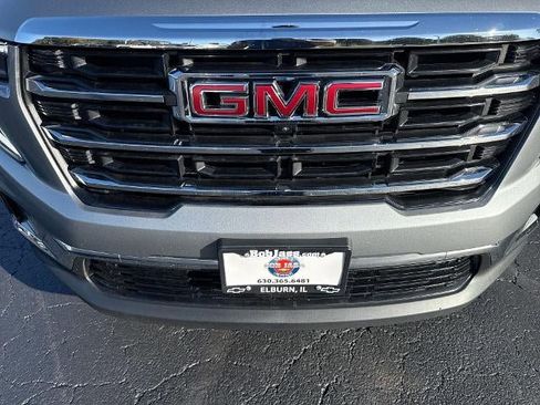 Used 2025 GMC Acadia Elevation image 31