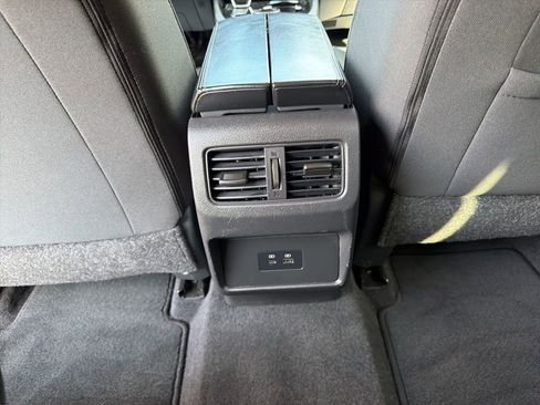 Used 2023 Nissan Rogue SV image 20