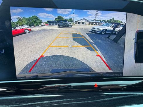 Used 2022 Cadillac Escalade Sport w/ Touring Package AWD/4WD image 22