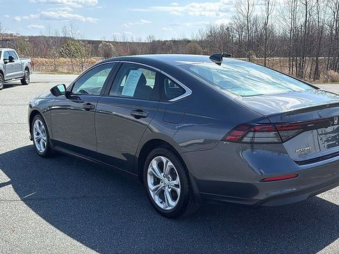 Used 2025 Honda Accord LX image 8